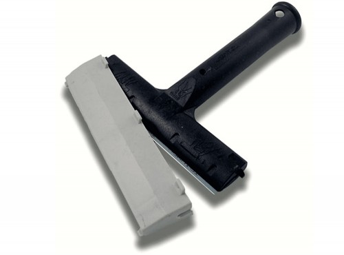 Triumph Black 6inch scraper